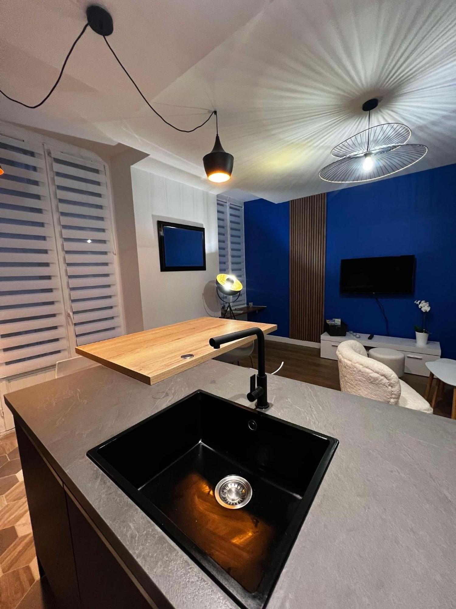 Appartement Le Flamboyant - Wifi - Central - Cosy Aix-les-Bains Exteriör bild